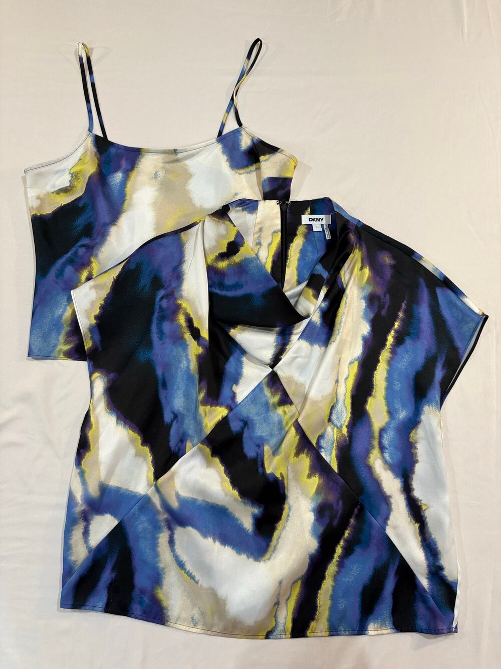 DKNY 2 Piece Cami & Blouse Set Size Large